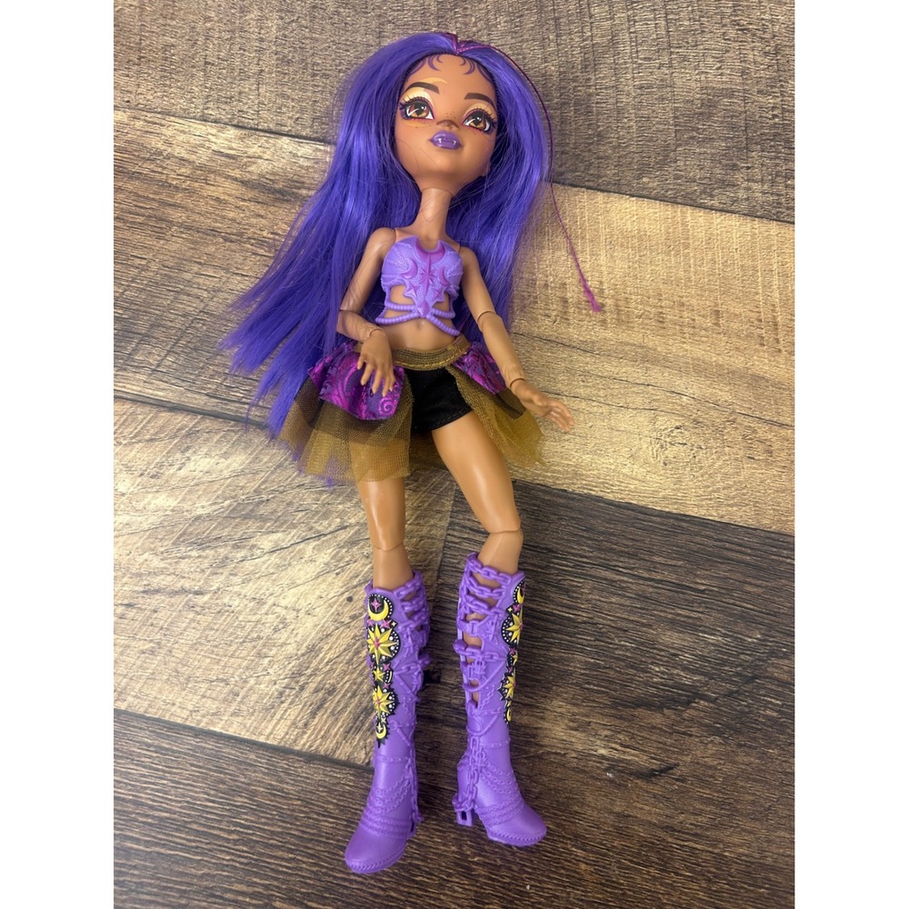 Monster‎ High Clawdeen Werecat Doll Purple Hair Boots Outfit Kids Toy